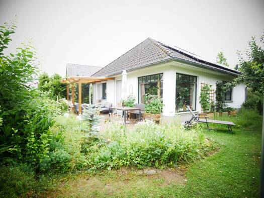 Bungalow zum Kauf 320.000 € 3 Zimmer 85 m² 675 m² Grundstück Bad Kleinen 23996