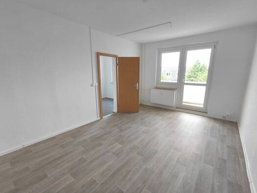 Wohnung zur Miete 304 € 3 Zimmer 61 m² 4. Geschoss frei ab sofort Gnetscher Straße 15 Weißandt-Gölzau 06369