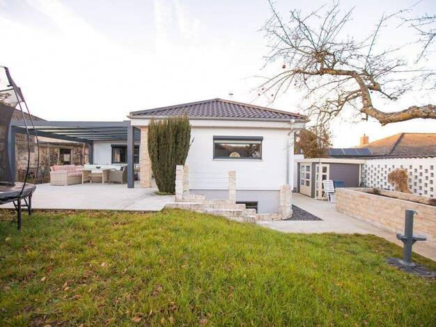 Bungalow zum Kauf 1.195.000 € 5 Zimmer 205 m² 499 m² Grundstück Steppach b.Augsburg Neusäß 86356