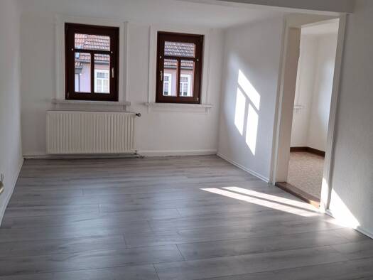 Wohnung zur Miete 550 € 4 Zimmer 84,5 m² 2. Geschoss frei ab sofort Unteres Waldtor 10 Waltershausen Waltershausen 99880