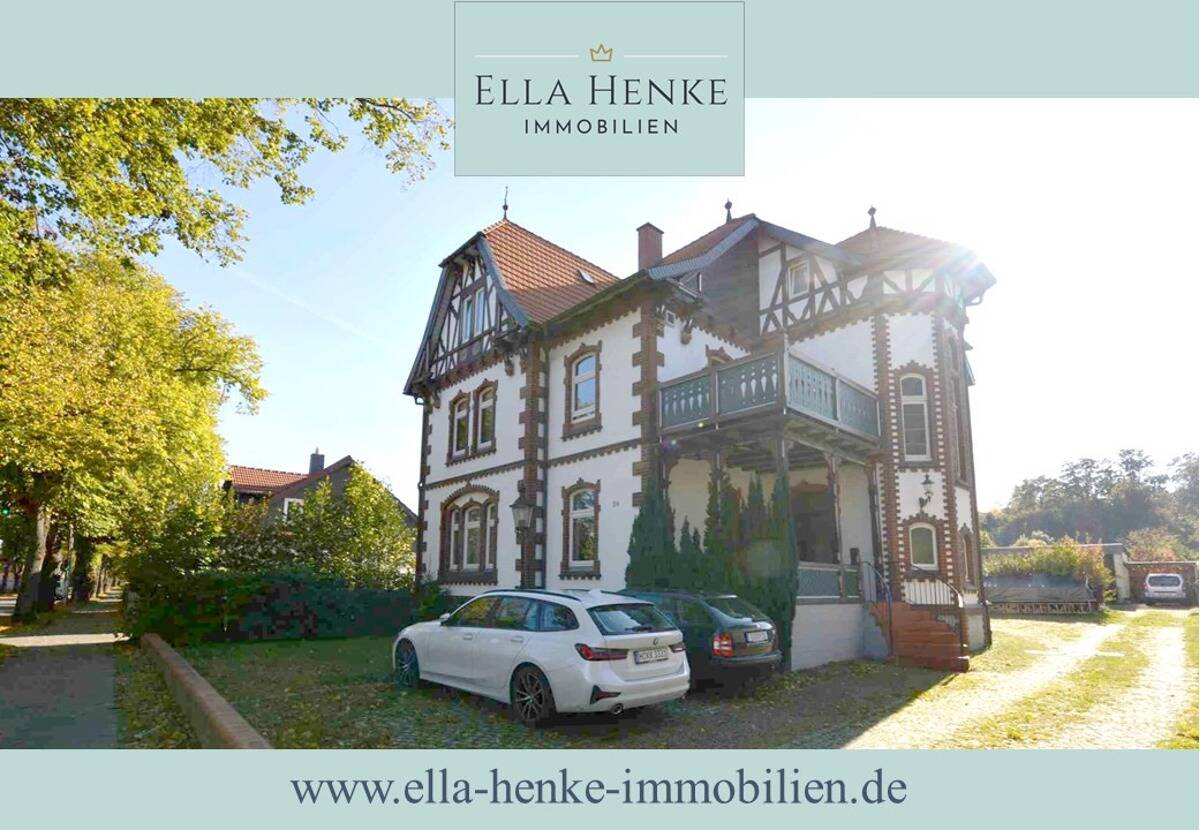 Villa zum Kauf 295.000 € 10 Zimmer 270 m²<br/>Wohnfläche 649 m²<br/>Grundstück Vienenburg Goslar-Vienenburg 38690