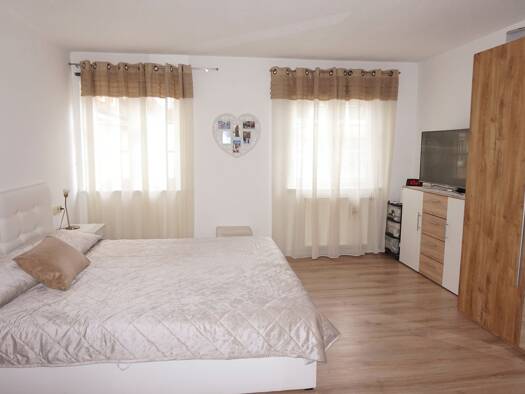 Wohnung zur Miete 580 € 3 Zimmer 77,3 m² 2. Geschoss frei ab 01.01.2026 Weihergasse 5 Schramberg 78713