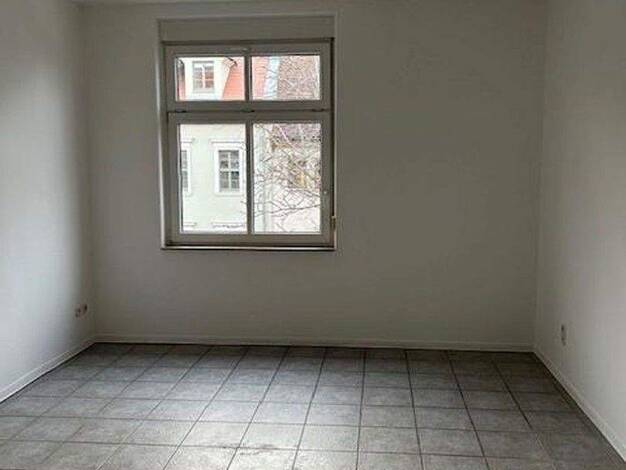 Wohnung zur Miete 350 € 2 Zimmer 62,8 m² 2. Geschoss Breite Straße 94 Bernburg Bernburg (Saale) 06406