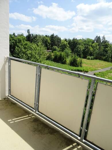 Wohnung zur Miete 300 € 3 Zimmer 59 m² 4. Geschoss frei ab sofort Herderweg Werdau Werdau 08412
