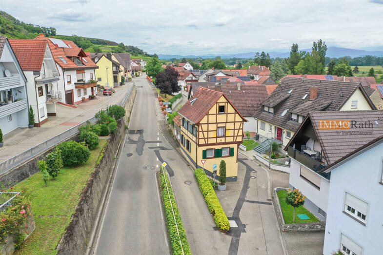 Doppelhaushälfte zum Kauf 199.000 € 5 Zimmer 95 m² 48 m² Grundstück Wasenweiler Ihringen / Wasenweiler 79241