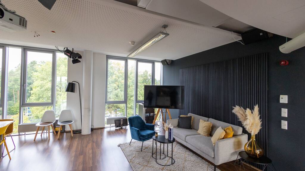 Büro zur Miete provisionsfrei 10,95 € 321,5 m² Bürofläche Nordostpark 3-5 Schafhof Nürnberg 90411