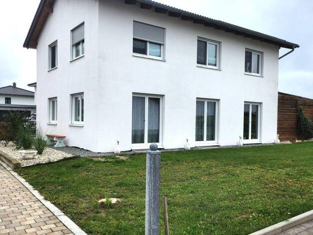 Einfamilienhaus zum Kauf 890.000 € 8 Zimmer 185 m² 939 m² Grundstück Haidlfing Wallersdorf 94522