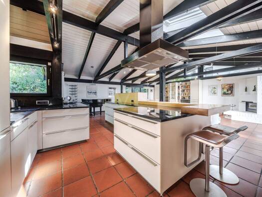 Einfamilienhaus zum Kauf 780.000 € 6 Zimmer 213 m² 1.174 m² Grundstück Wehrheim 61273