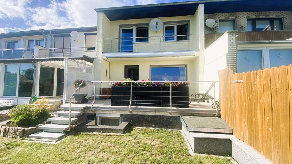 Familienglück mit Garten, Südterrasse & Doppelgarage-modernes Reihenhaus in Magdeburgs ruhiger Lage