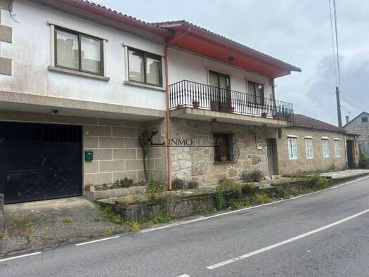 Villa zum Kauf 250.000 € 5 Zimmer 422 m² 800 m² Grundstück Poio 36995