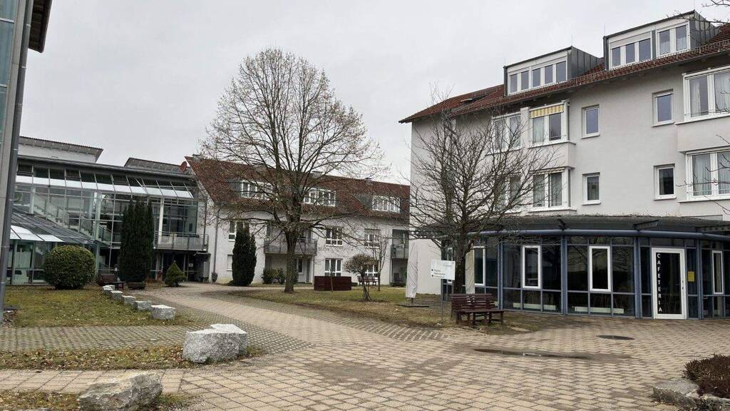 Wohnung zum Kauf 99.000 € 2 Zimmer 35 m² 3. Geschoss frei ab sofort Mutlangen 73557