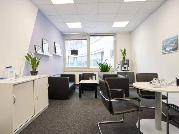 Bürofläche zur Miete provisionsfrei 4.550 € 700 m² Bürofläche Stresemannallee Hammfeld Neuss 41460