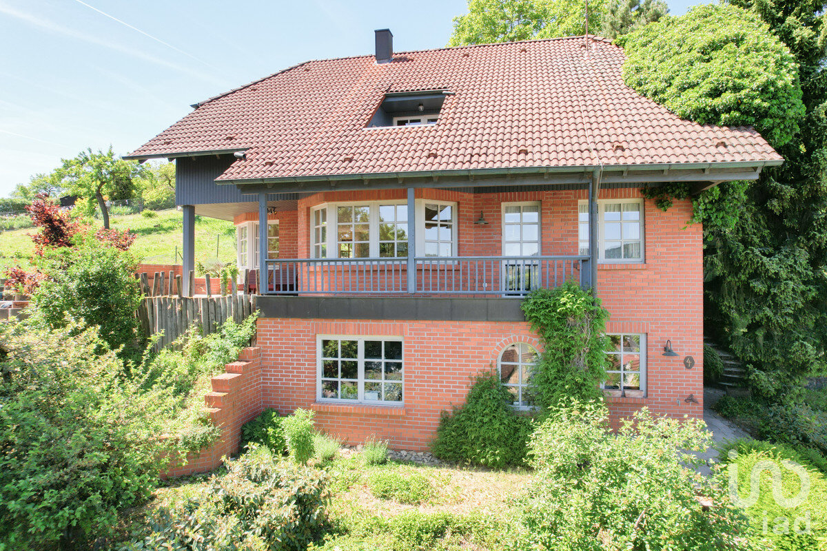 Einfamilienhaus zum Kauf 596.000 € 8 Zimmer 263 m²<br/>Wohnfläche 1.186 m²<br/>Grundstück Leinach / Unterleinach 97274