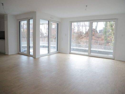 Wohnung zur Miete 2.367 € 4 Zimmer 146,1 m² 3. Geschoss Reutlinger Straße 74 Metzingen 72555