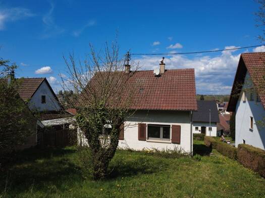 Einfamilienhaus zum Kauf 164.000 € 7 Zimmer 110,6 m² 412 m² Grundstück Oberschefflenz Schefflenz 74850