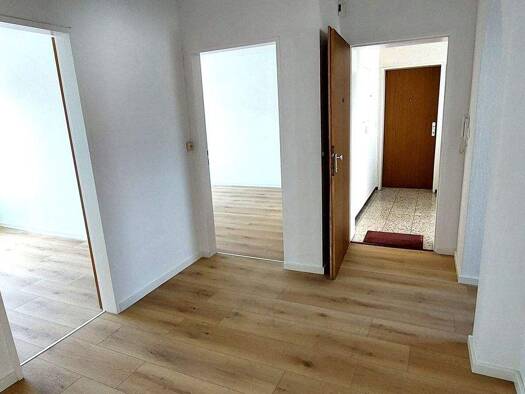 Wohnung zur Miete 810 € 3 Zimmer 86 m² Geschoss 2/2 frei ab 01.05.2026 Hammerweg 102 Hammerweg Weiden in der Oberpfalz 92637