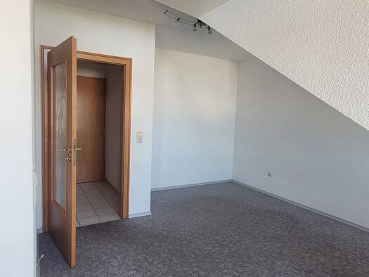 Studio zur Miete 420 € 1 Zimmer 26 m² Geschoss 2/3 frei ab 01.08.2026 Deggendorf 94469