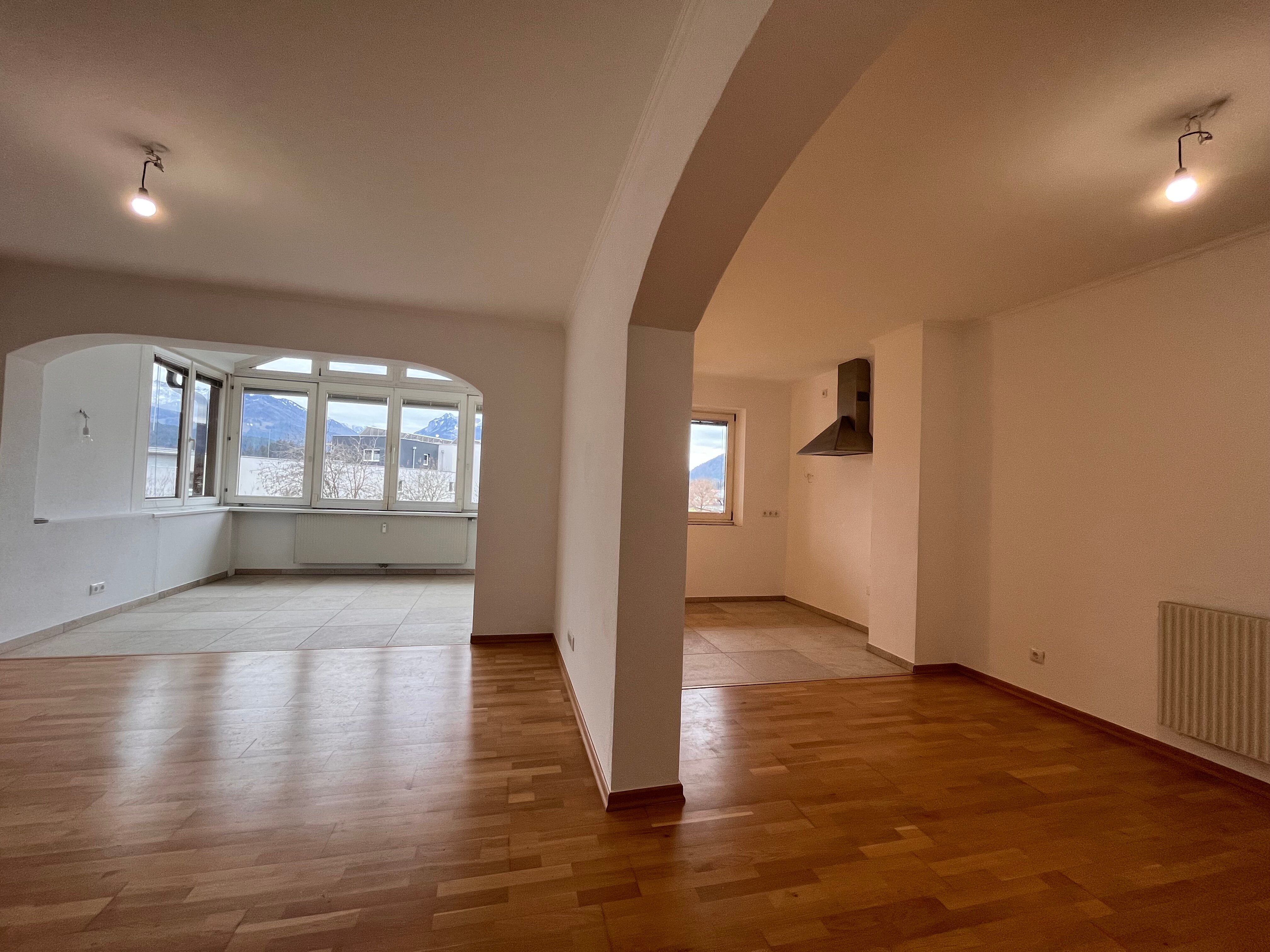 Wohnung zur Miete 1.220 € 3,5 Zimmer 99 m²<br/>Wohnfläche 2.<br/>Geschoss ab sofort<br/>Verfügbarkeit Alleestraße 89 Kössen 6345