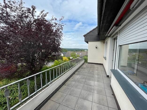 Wohnung zur Miete 650 € 4 Zimmer 104 m² 1. Geschoss frei ab 01.09.2025 Arnsberg 59755