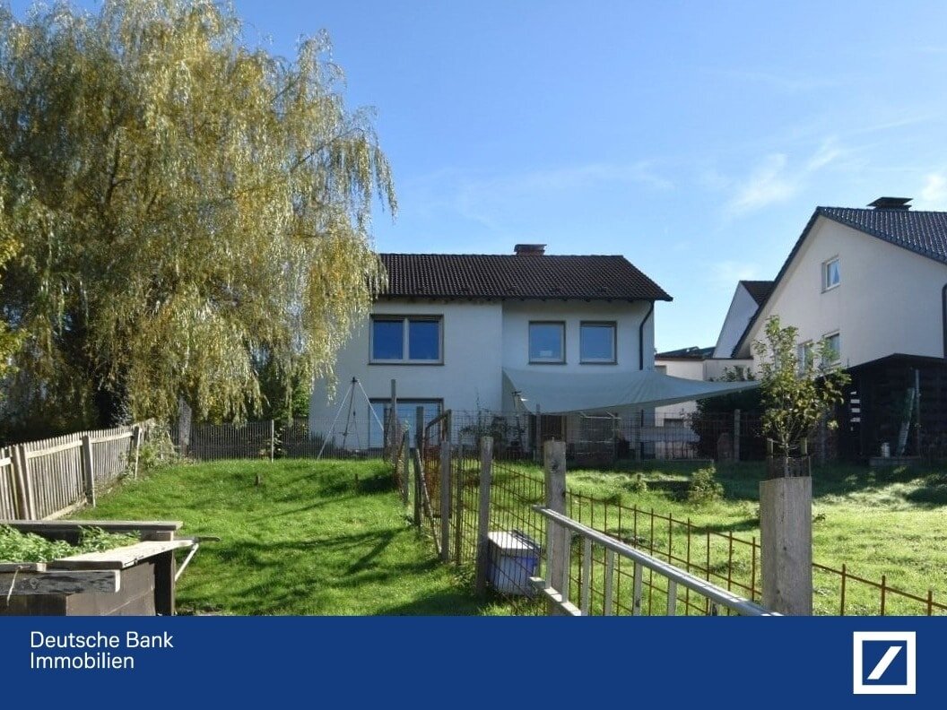 Einfamilienhaus zum Kauf 289.000 € 5 Zimmer 139 m²<br/>Wohnfläche 742 m²<br/>Grundstück Niedereimer Arnsberg 59823