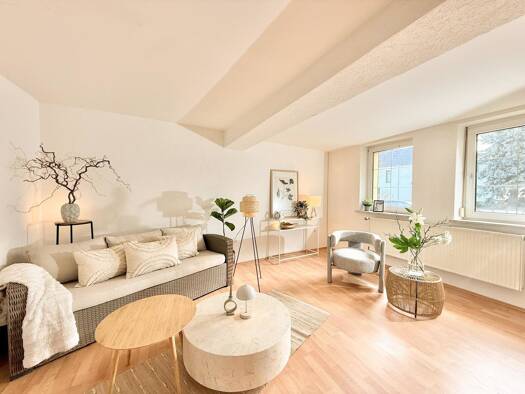 Reihenmittelhaus zum Kauf 85.000 € 4 Zimmer 99 m² 294 m² Grundstück Jeßnitz 06800