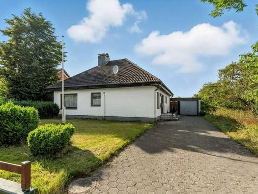 Einfamilienhaus zum Kauf 285.000 € 4 Zimmer 97 m² 633 m² Grundstück Gelting 24395