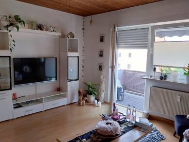 Wohnung zur Miete 600 € 3 Zimmer 74 m² frei ab 01.09.2025 Altenstadt Altenstadt an der Waldnaab 92665
