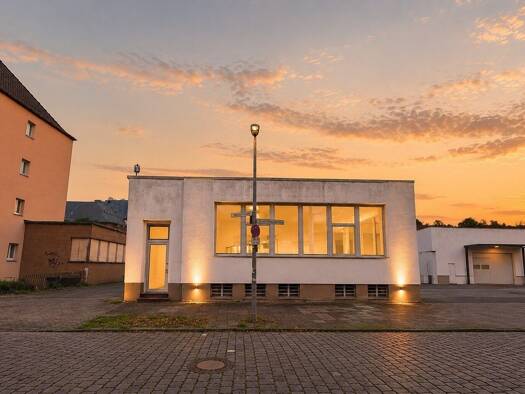 Bürogebäude zur Miete 1.600 € 3 Zimmer 228 m² Bürofläche Cracau Krefeld 47799