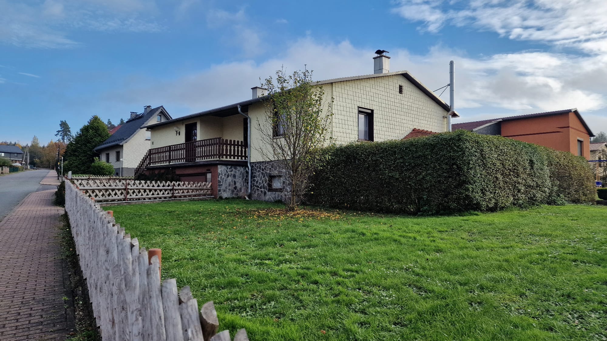 Einfamilienhaus zum Kauf 285.000 € 5 Zimmer 122 m²<br/>Wohnfläche 584 m²<br/>Grundstück ab sofort<br/>Verfügbarkeit Gehren Ilmenau 98694