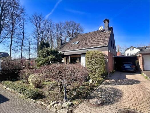 Doppelhaushälfte zum Kauf 368.000 € 5 Zimmer 111,7 m² 317 m² Grundstück Stukenbrock Schloß Holte-Stukenbrock 33758