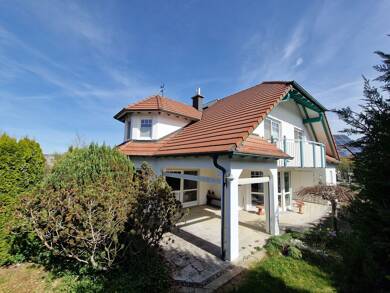 Haus zum Kauf 683.780 € 10 Zimmer 206,6 m² 670 m² Grundstück frei ab sofort Mittelbiberach Mittelbiberach 88441