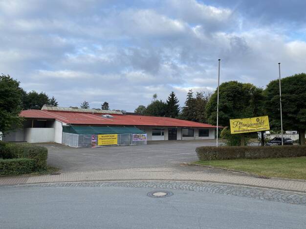 Lagerhalle zur Miete provisionsfrei 3.950 € 1.854 m² Lagerfläche Bahnhofstraße 52 Dassel Dassel 37568