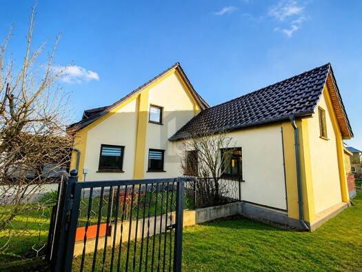 Doppelhaushälfte zum Kauf 175.000 € 5 Zimmer 120 m² 2.969 m² Grundstück Kritzow Kritzow 19386
