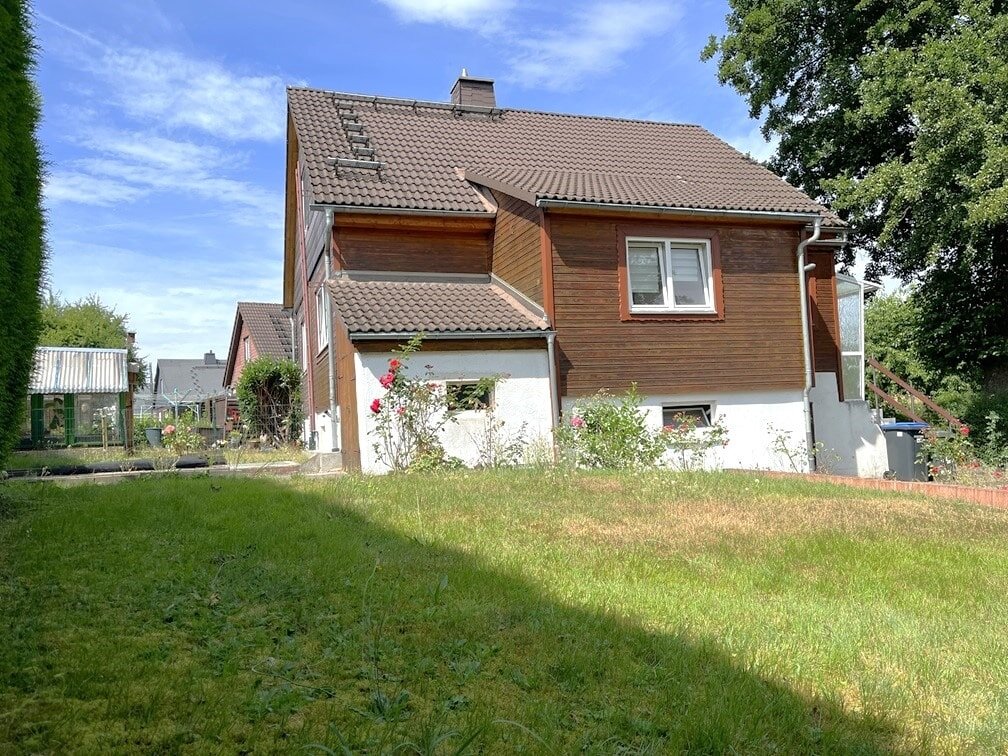 Doppelhaushälfte zum Kauf provisionsfrei 89.000 € 3 Zimmer 75 m²<br/>Wohnfläche 350 m²<br/>Grundstück ab sofort<br/>Verfügbarkeit Schlema Bad Schlema 08301