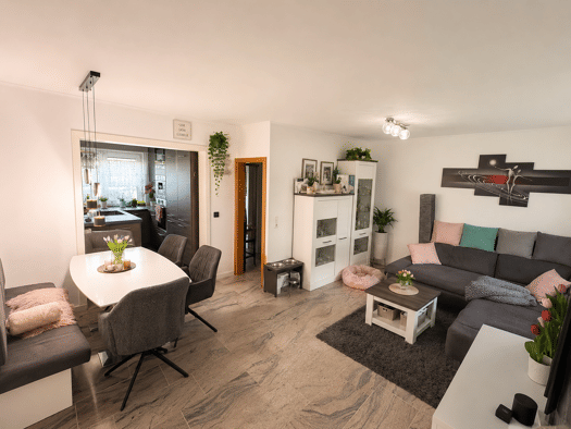 Reihenmittelhaus zum Kauf 325.000 € 4 Zimmer 91 m² 172 m² Grundstück frei ab 01.09.2026 Weststadt Offenburg 77656