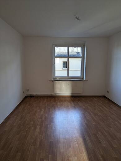 Wohnung zur Miete 370 € 2 Zimmer 60 m² 1. Geschoss frei ab sofort Höderlinstraße 2 Furth Chemnitz 09114
