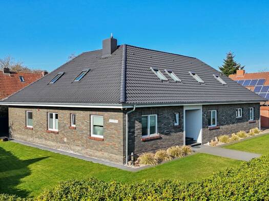 Einfamilienhaus zum Kauf 699.000 € 6 Zimmer 176,2 m² 831 m² Grundstück Norden 26506