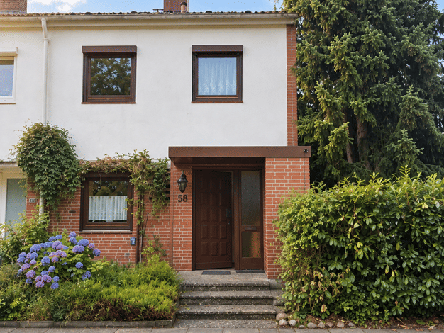 Reihenendhaus zum Kauf provisionsfrei 209.000 € 3,5 Zimmer 79,1 m² 177 m² Grundstück frei ab sofort Langenhorn Hamburg 22419