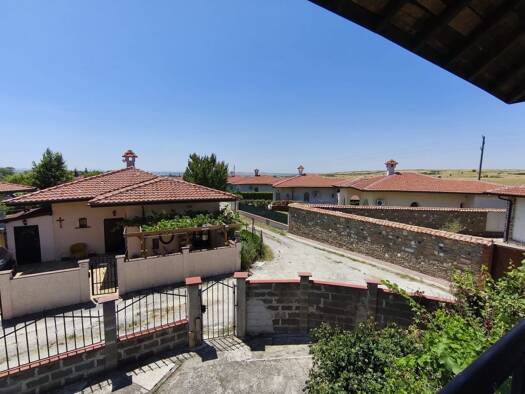 Haus zum Kauf provisionsfrei 218.900 € 5 Zimmer 127 m² Burgas 8000