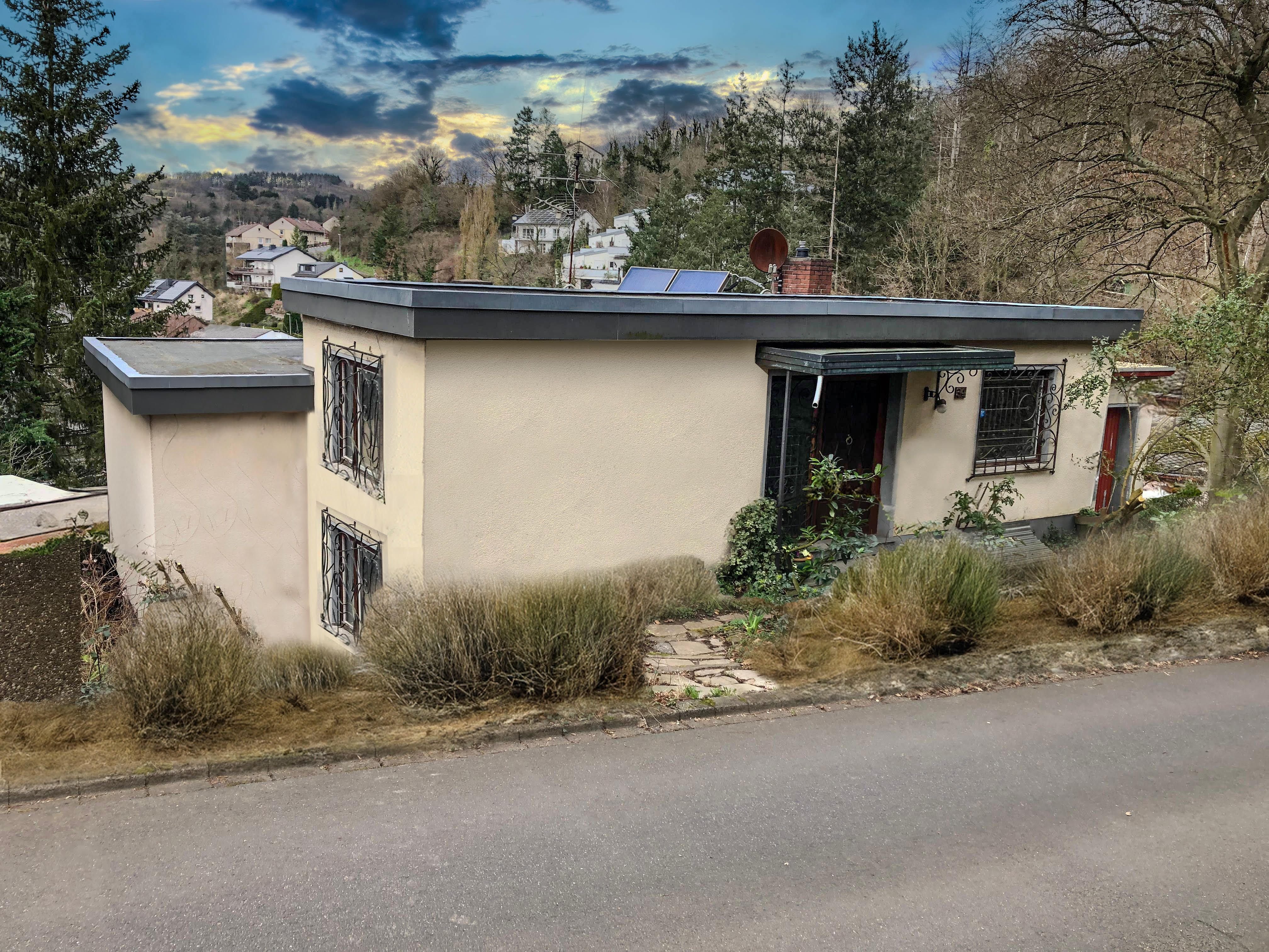 Einfamilienhaus zum Kauf 249.000 € 6 Zimmer 175 m²<br/>Wohnfläche 580 m²<br/>Grundstück ab sofort<br/>Verfügbarkeit Bad Ems 56130