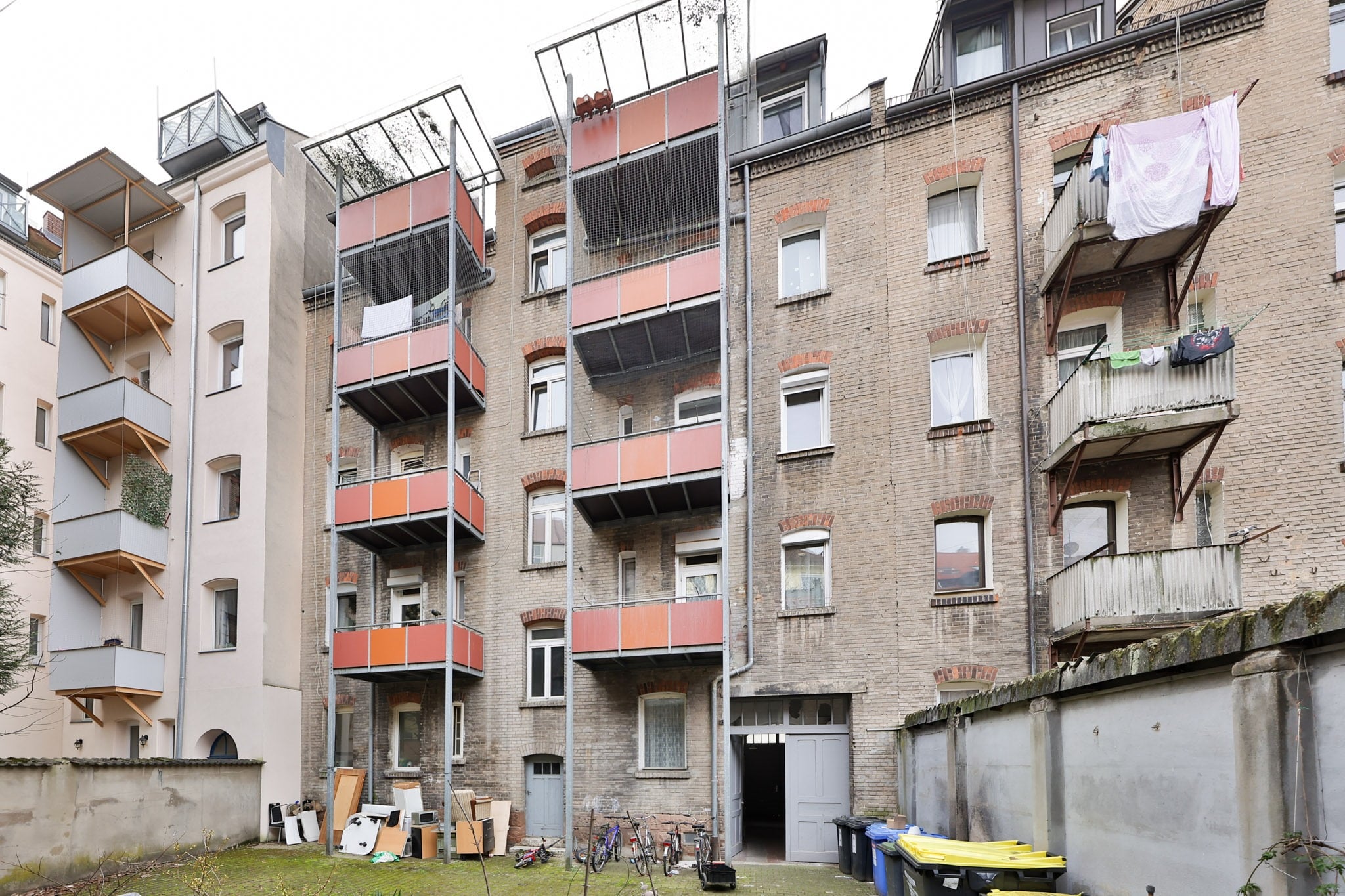 Wohnung zum Kauf 295.000 € 4 Zimmer 110 m²<br/>Wohnfläche 1.<br/>Geschoss ab sofort<br/>Verfügbarkeit Hohe Marter Nürnberg 90441