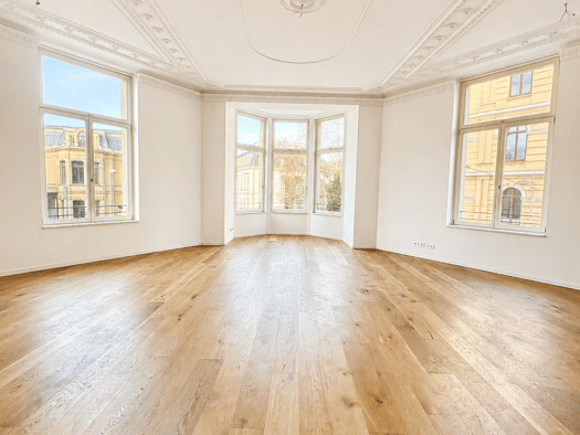 Wohnung zur Miete 1.123 € 2 Zimmer 74,8 m² Geschoss 1/4 frei ab 01.09.2026 Pfaffendorfer Straße 23 Zentrum-Nord Mitte 04105