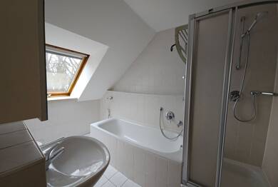 Wohnung zur Miete 740 € 2 Zimmer 62 m² Dachgeschoss, 2. Geschoss Donauwörther Str. 27b Aichach Aichach 86551
