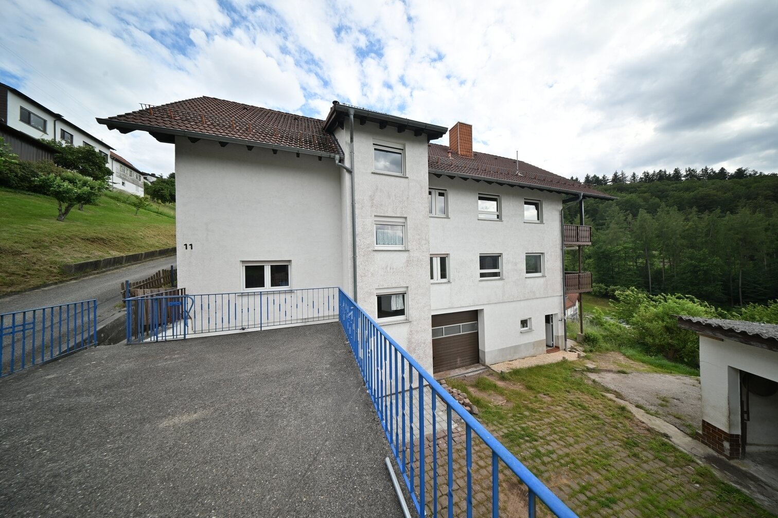 Mehrfamilienhaus zum Kauf provisionsfrei 295.000 € 10 Zimmer 240 m²<br/>Wohnfläche 712 m²<br/>Grundstück Kortelshütte Oberzent 64760