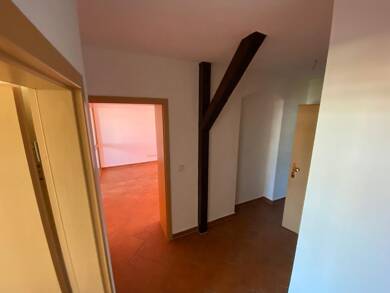Wohnung zur Miete 776 € 3 Zimmer 82,5 m² Dachgeschoss, 2. Geschoss frei ab sofort Innenstadt Riesa 01589