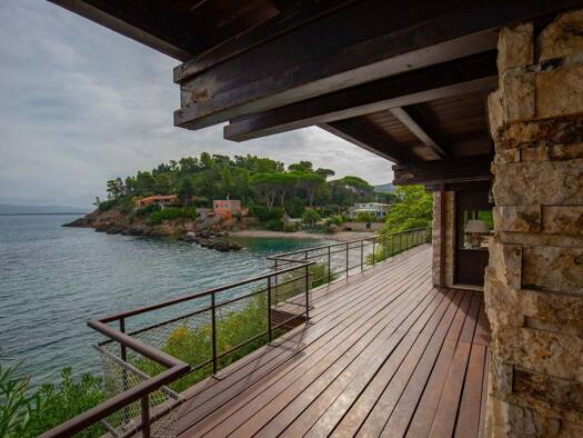 Villa zum Kauf 310 m² 500 m² Grundstück Strap former railway Porto Santo Stefano 58019