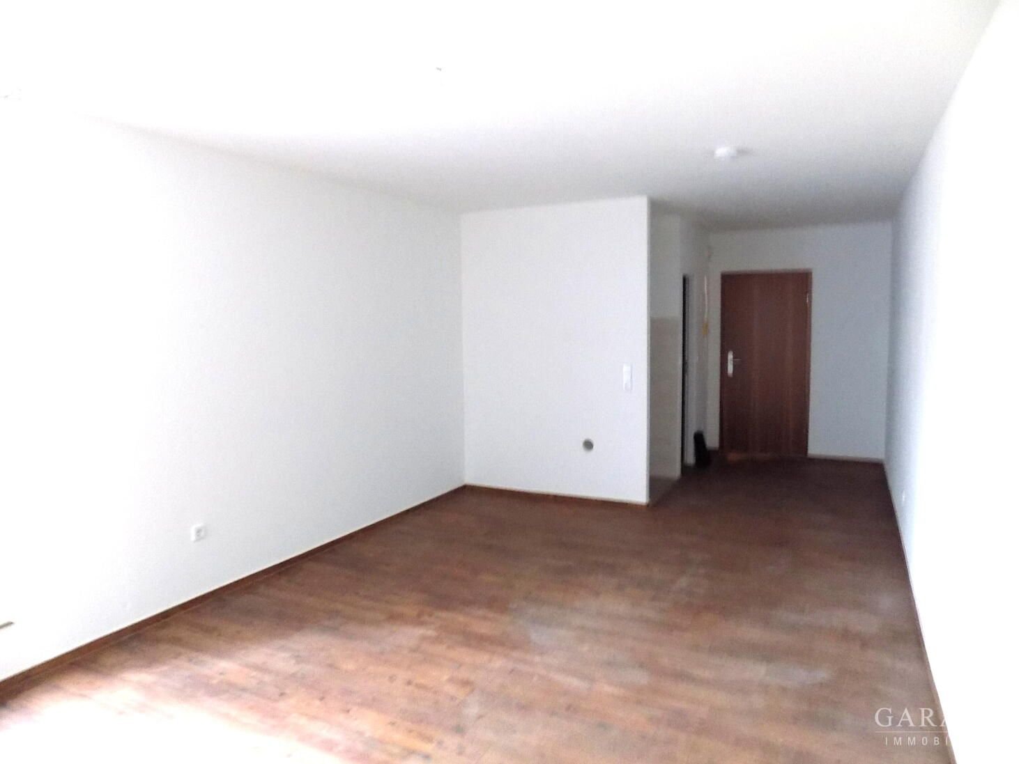 Wohnung zum Kauf 54.000 € 1 Zimmer 30 m²<br/>Wohnfläche Markranstädt Markranstädt 04420