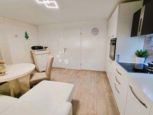 Wohnung zur Miete 1.200 € 3 Zimmer 36 m² 1. Geschoss Centar, Varazdin Varaždin