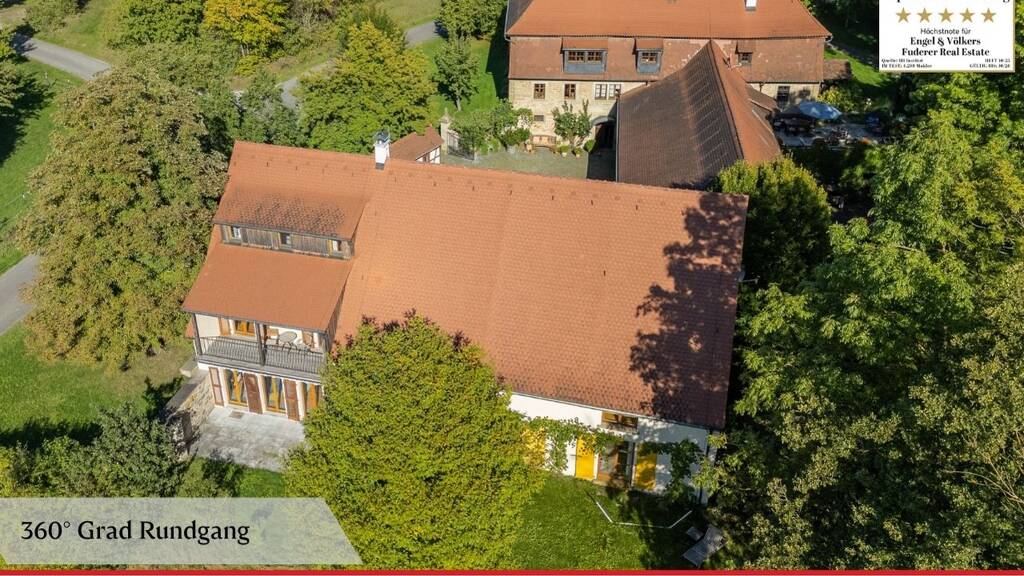 Haus zum Kauf 1.950.000 € 19 Zimmer 486 m² 30.781 m² Grundstück Willanzheim 97348