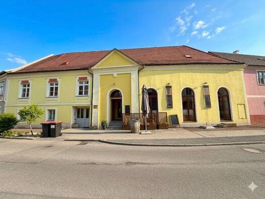 Sonstiges zum Kauf als Kapitalanlage geeignet 749.000 € 741,2 m² 1.226 m² Grundstück Horn 3580